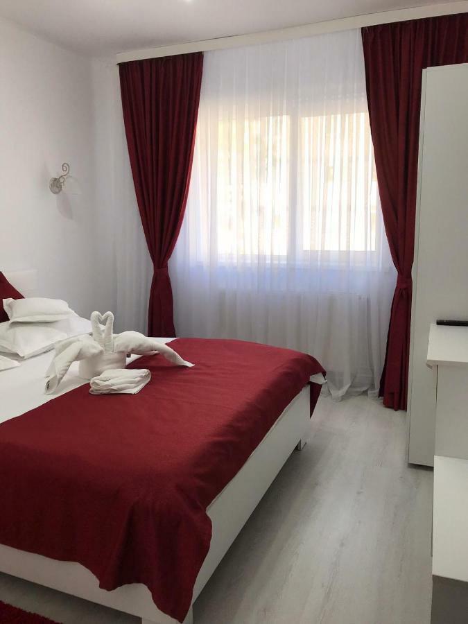 Apartament Mont Blanc Sinaia Kültér fotó